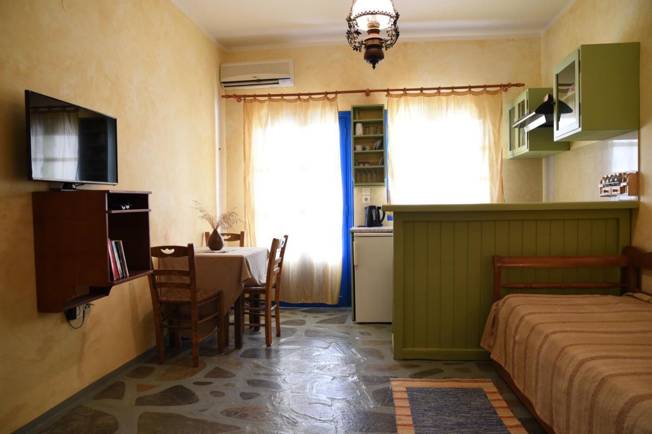 Elia Studios Amorgos Near The Sea Aegiali Exterior photo