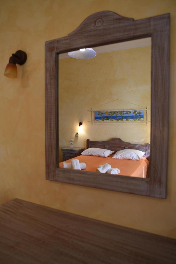 Elia Studios Amorgos Near The Sea Aegiali Exterior photo